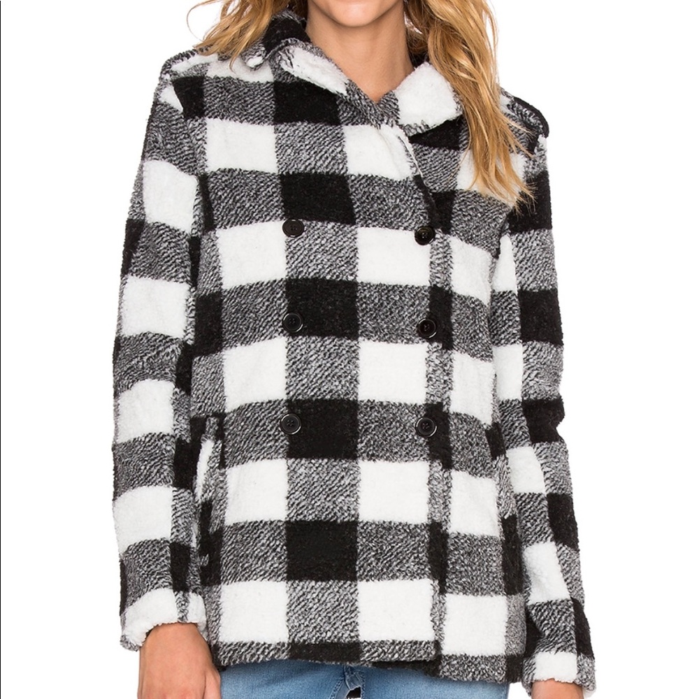Plaid jacket in black and white